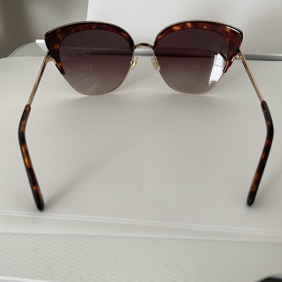 Authentic Kate Spade Sunglasses - Picture 4 of 4